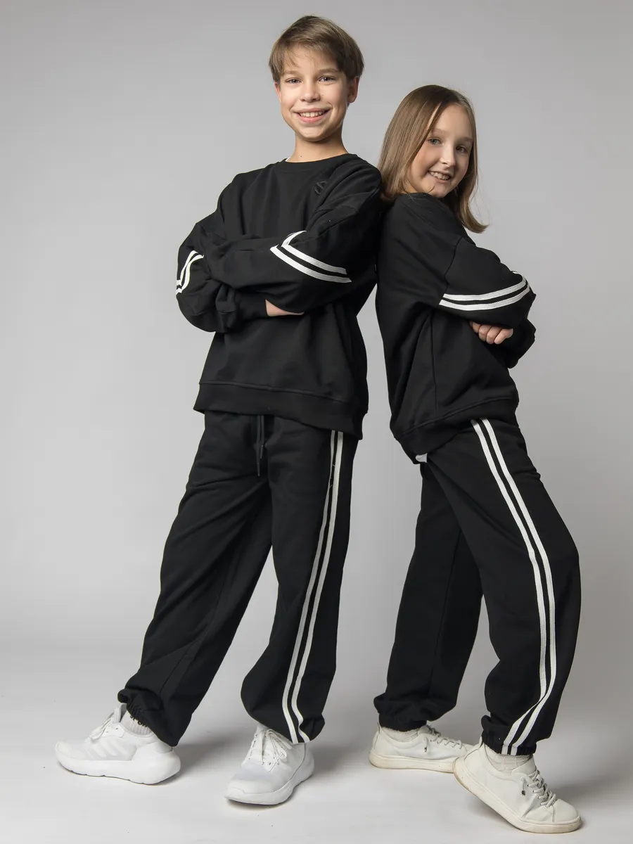 Костюм спортивный без начеса 389 черный Jeestyle